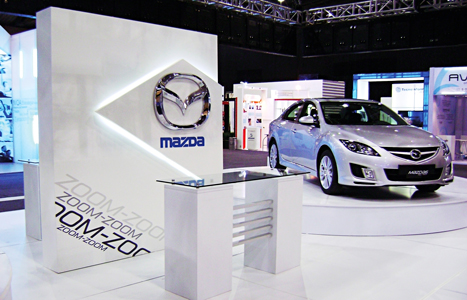 mazda-zoom-stands-03